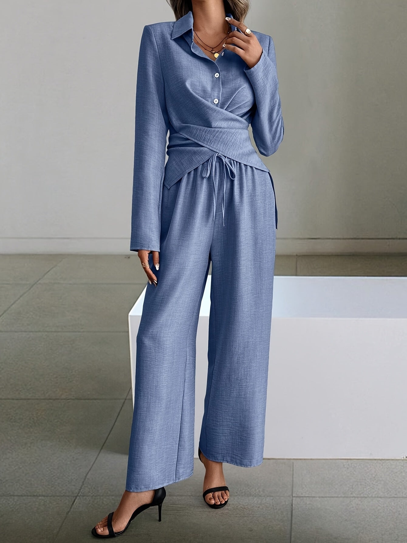 August | Elegant todelt sett